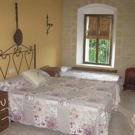 Casa Rural Jose Pensionat El Bosque Værelse billede